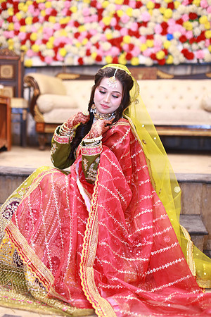Usama & Bisma Mehndi 00152