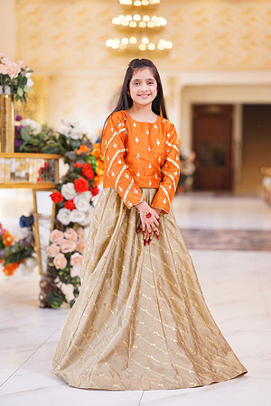 Shamza & Hamza Barat 00158