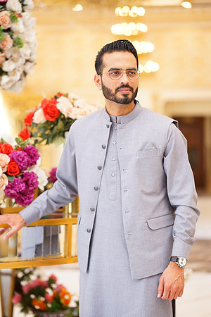Shamza & Hamza Barat 00183