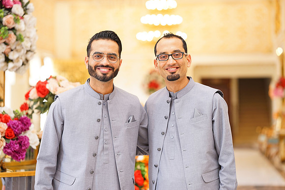 Shamza & Hamza Barat 00193
