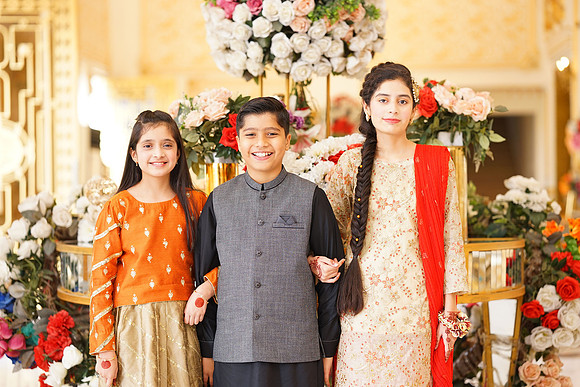 Shamza & Hamza Barat 00206