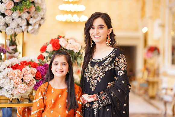 Shamza & Hamza Barat 00230