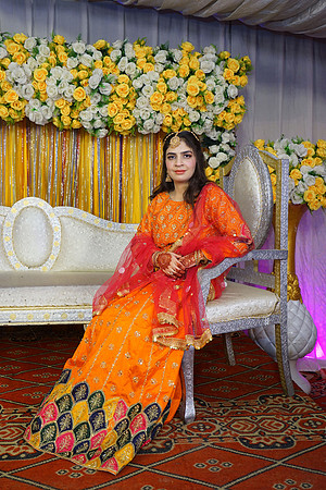 Rafiya & Fahad Mehndi 00125