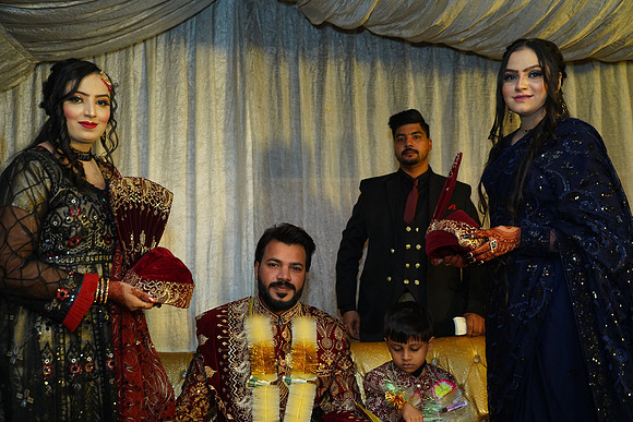 Saleem & Saima Barat 00200