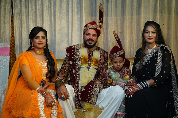 Saleem & Saima Barat 00248