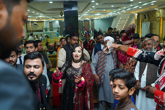 Saleem & Saima Barat 00348