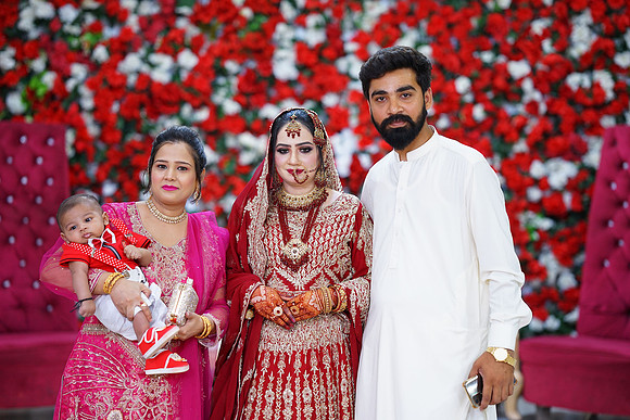 Rafiya & Fahad Barat 00111