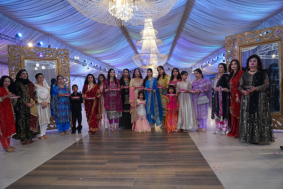 Afeef & Tehreem Barat 00197