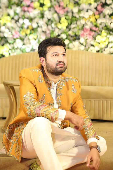 Ihtasham & Iqra Mehndi 00037