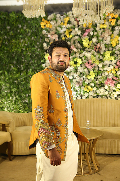 Ihtasham & Iqra Mehndi 00048