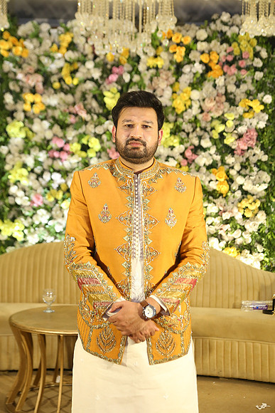 Ihtasham & Iqra Mehndi 00050