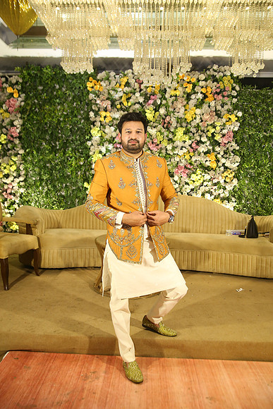 Ihtasham & Iqra Mehndi 00043