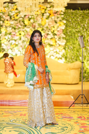 Ihtasham & Iqra Mehndi 00095