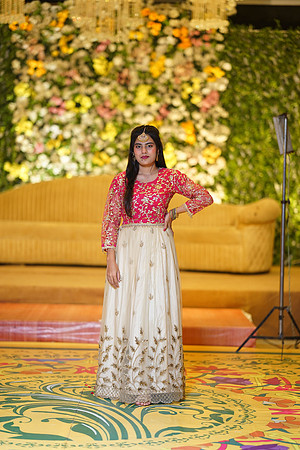 Ihtasham & Iqra Mehndi 00099