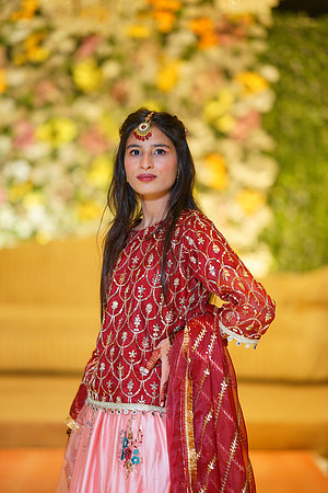 Ihtasham & Iqra Mehndi 00105