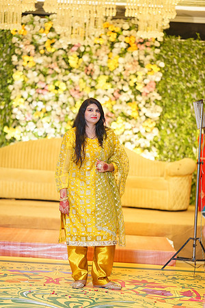 Ihtasham & Iqra Mehndi 00118