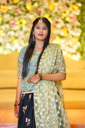 Ihtasham & Iqra Mehndi 00121