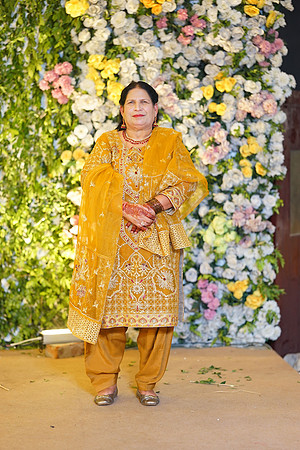 Ihtasham & Iqra Mehndi 00133