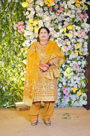 Ihtasham & Iqra Mehndi 00134