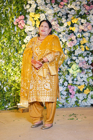 Ihtasham & Iqra Mehndi 00139