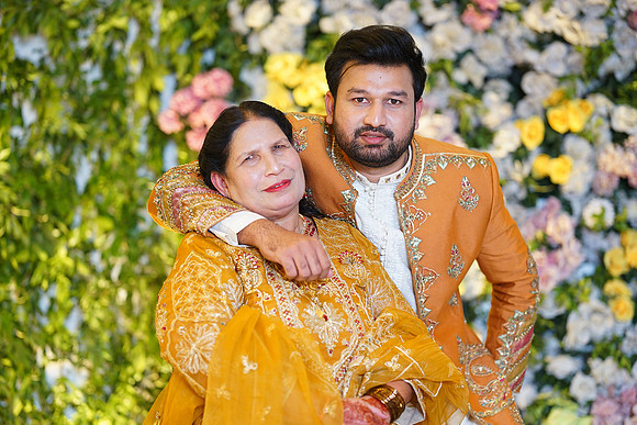 Ihtasham & Iqra Mehndi 00148