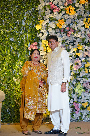 Ihtasham & Iqra Mehndi 00152