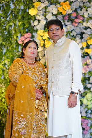 Ihtasham & Iqra Mehndi 00154