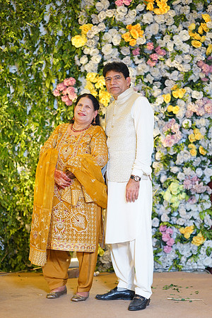Ihtasham & Iqra Mehndi 00156