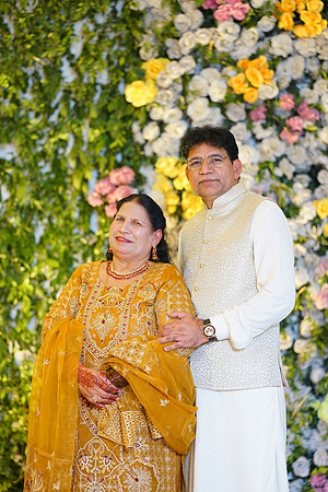 Ihtasham & Iqra Mehndi 00158
