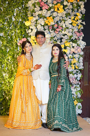 Ihtasham & Iqra Mehndi 00167