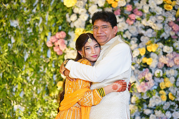 Ihtasham & Iqra Mehndi 00174