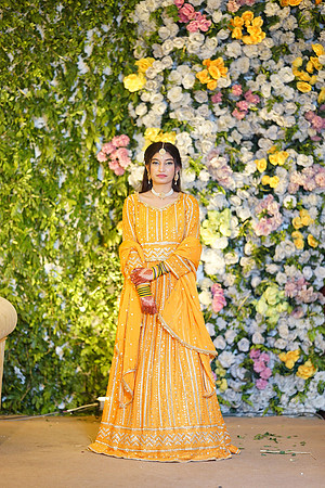 Ihtasham & Iqra Mehndi 00176