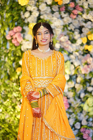 Ihtasham & Iqra Mehndi 00179