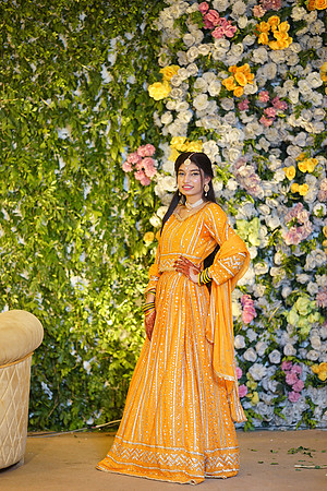 Ihtasham & Iqra Mehndi 00183