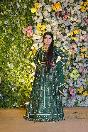 Ihtasham & Iqra Mehndi 00193