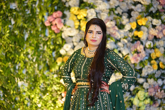 Ihtasham & Iqra Mehndi 00195