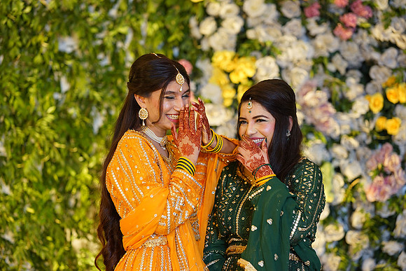Ihtasham & Iqra Mehndi 00203