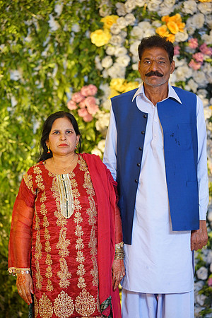 Ihtasham & Iqra Mehndi 00223
