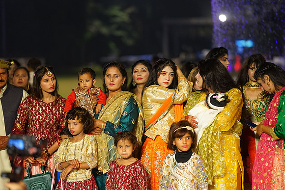 Ihtasham & Iqra Mehndi 00053