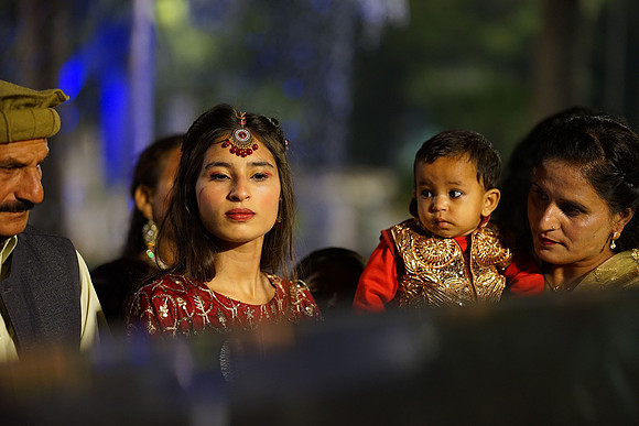 Ihtasham & Iqra Mehndi 00055