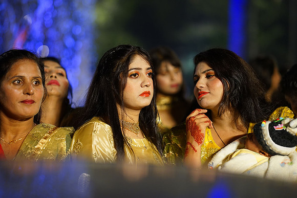 Ihtasham & Iqra Mehndi 00058