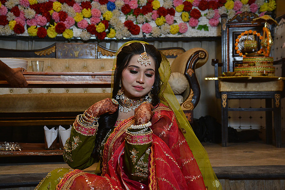 Usama & Bisma Mehndi 00082