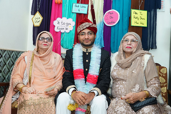 Umer & Maryam Barat 00195