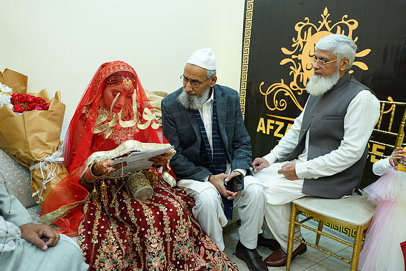 Umer & Maryam Barat 00258