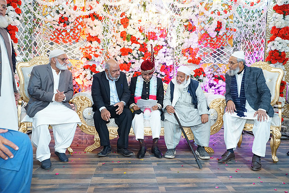 Umer & Maryam Barat 00275