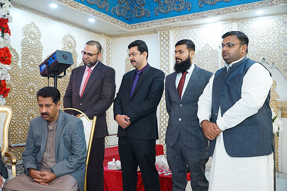 Umer & Maryam Barat 00280