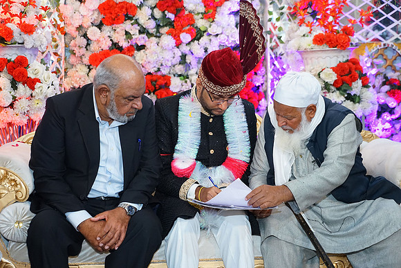 Umer & Maryam Barat 00283