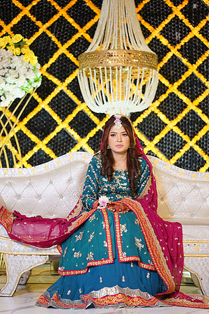 Ayesha & Arslan Mehndi 00007