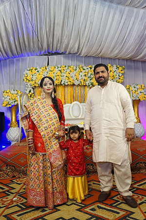 Rafiya & Fahad Mehndi 00163