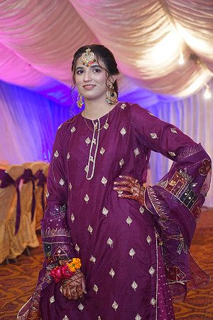 Iqra & Amjad Mehndi 00153